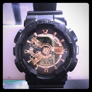 Black and Gold Casio Men’s Big Face G-SHOCK